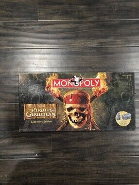 Monopoly Pirates Of The Caribbean Collector's Edition